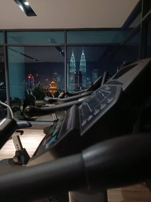 Lx 39A Balcony Klcc View 1 Bedroom Infinity Pool Kuala Lumpur Exterior foto