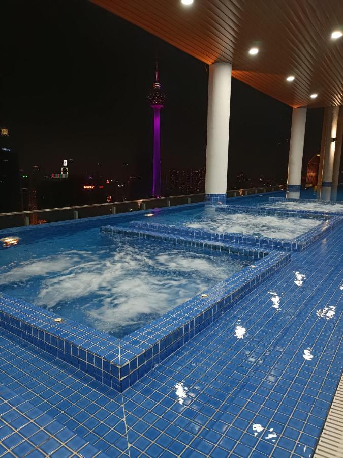 Lx 39A Balcony Klcc View 1 Bedroom Infinity Pool Kuala Lumpur Exterior foto