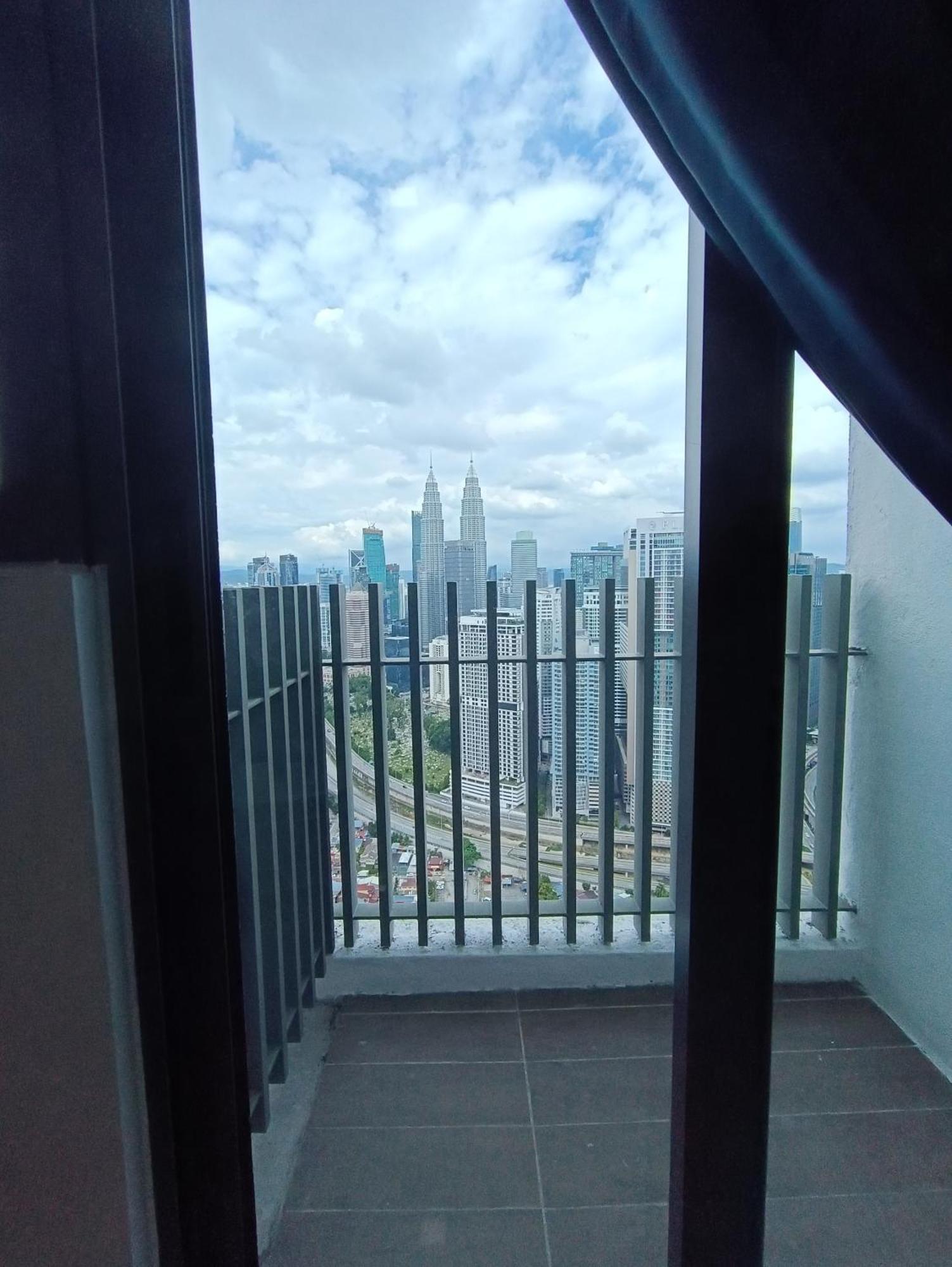 Lx 39A Balcony Klcc View 1 Bedroom Infinity Pool Kuala Lumpur Exterior foto